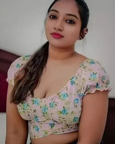Call Girls Chhatarpur Cash On Delivery